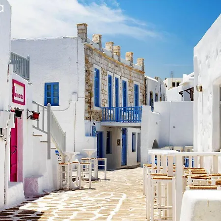 빌라 Breathtaking Santorini Broccos 1 Bedroom Private Furnished Balcony With Hot Tub Overlooking The Sea Spacious Shared Sun Terrace