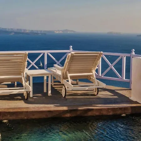 Villa Breathtaking Santorini Broccos 1 Bedroom Min, Children Age 12 Years Private Furnished Balcony With Hot Tub Overlooking The Sea , Oia (Santorini)